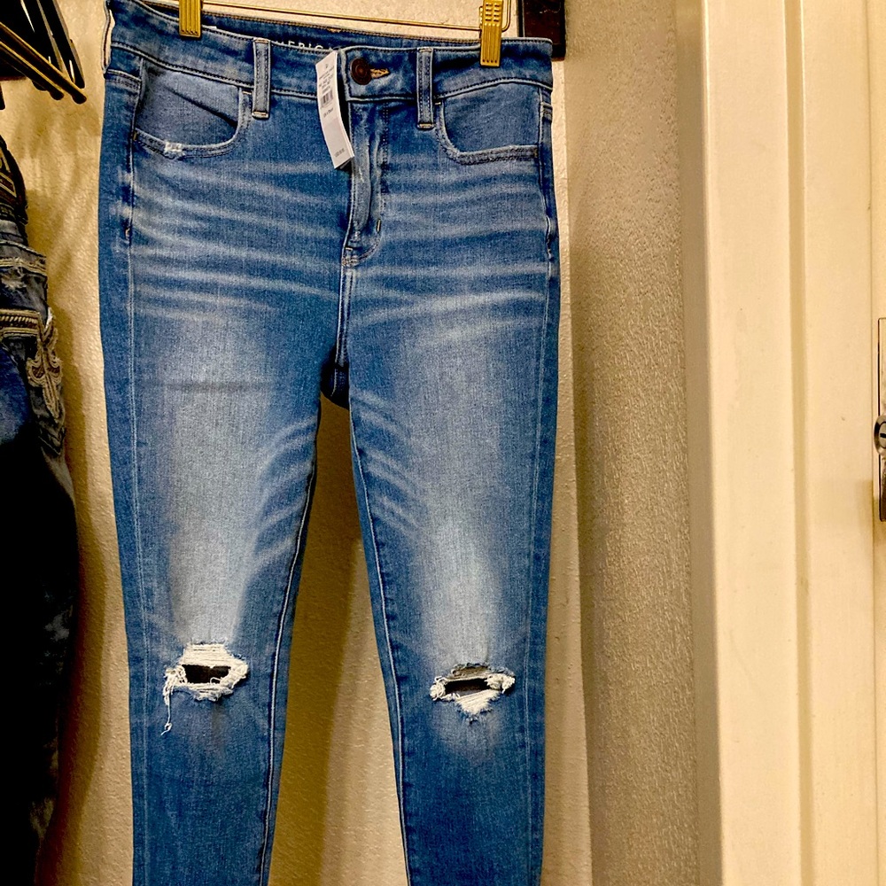 NOT FOR SALE!! NWT American Eagle Jeans
